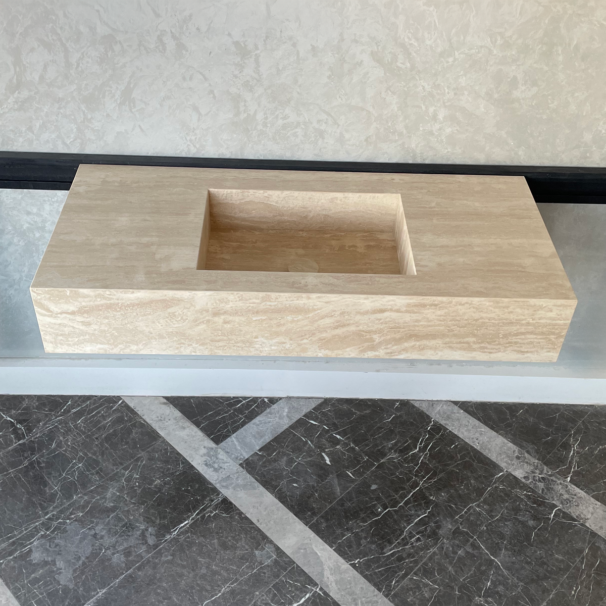 Handmade Vein Cut Travertine Sink: Custom Beige Bathroom Vanity (TR-094)