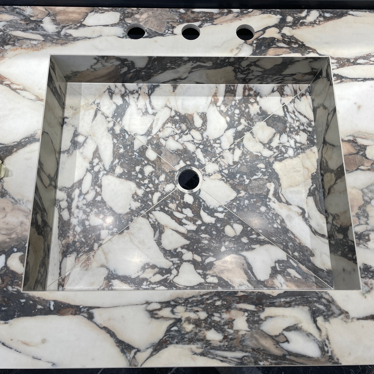 Handcrafted Calacatta Viola Porcelain Sink: Custom Vanity Top (ES-071)