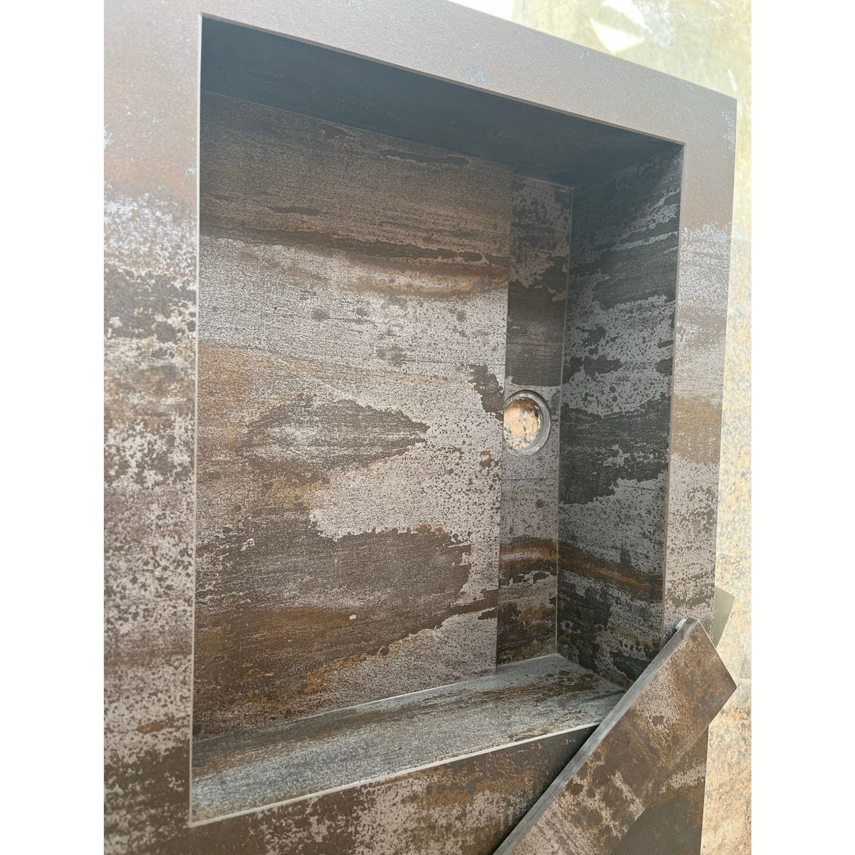 HANDCRAFTED DEKTON TRILLIUM ENGINEERED PORCELAIN SINK (ES-065)