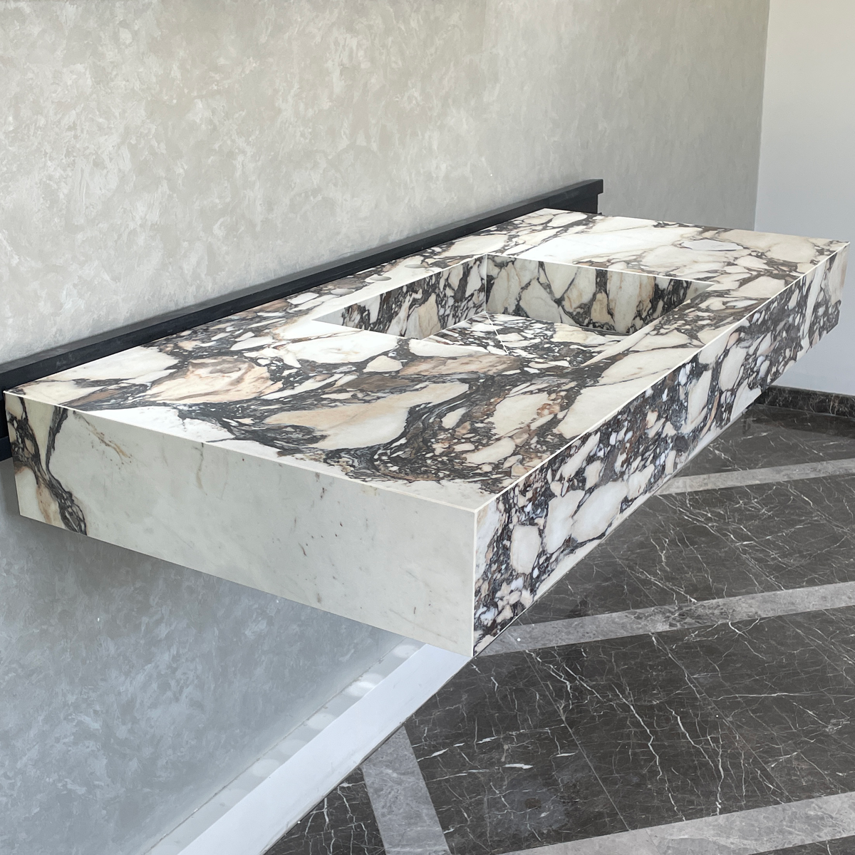 Handcrafted Calacatta Viola Porcelain Sink: Custom Vanity Top (ES-071)