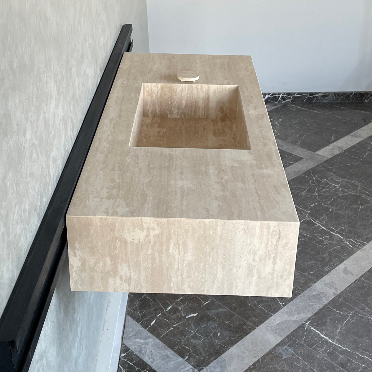 Handmade Vein Cut Travertine Sink: Custom Beige Bathroom Vanity (TR-094)