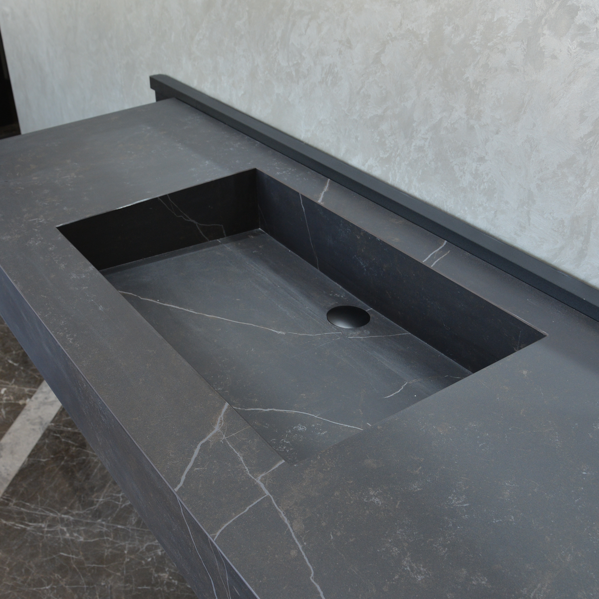 HANDCRAFTED DEKTON KELYA ENGINEERED PORCELAIN SINK (ES-067)