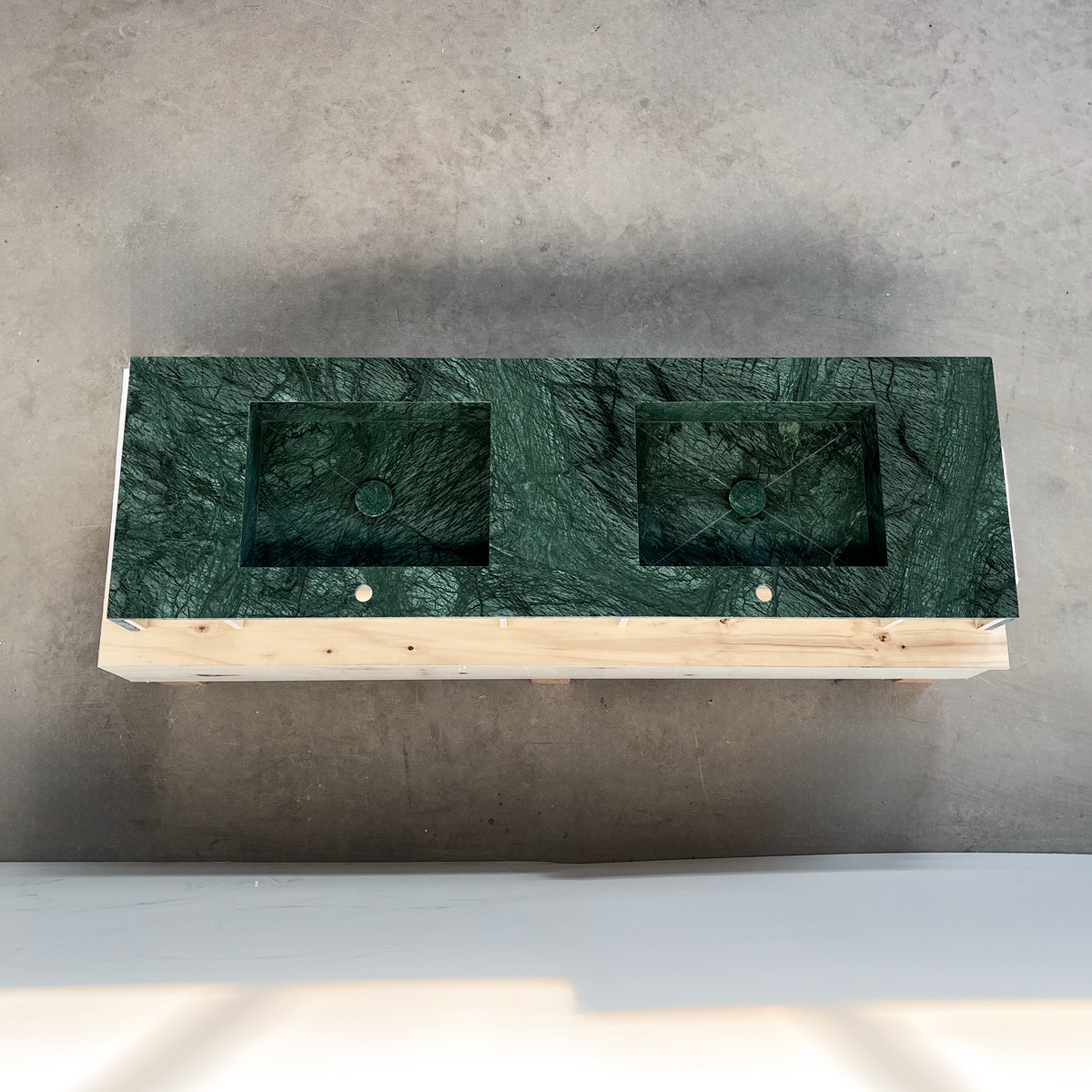 HANDCRAFTED VERDE GUATEMALA CUSTOM MARBLE SINK (NS-132)